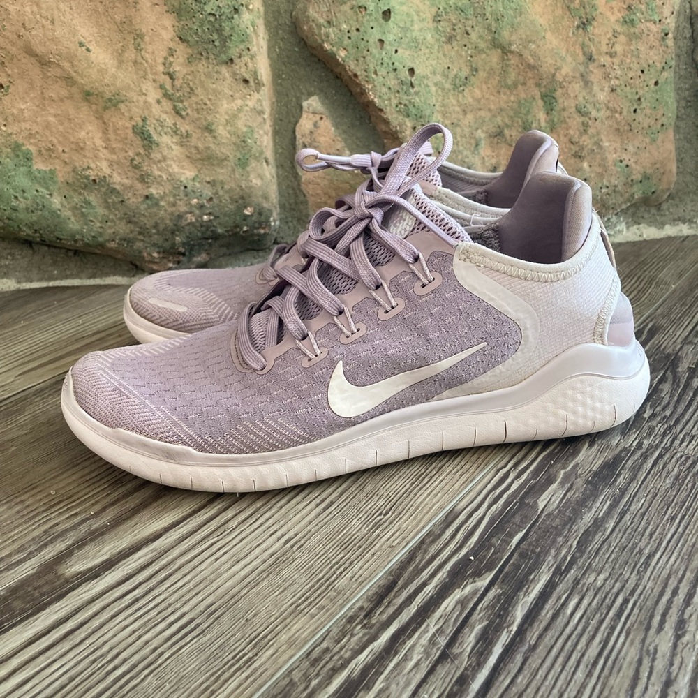 diamante nike trainers